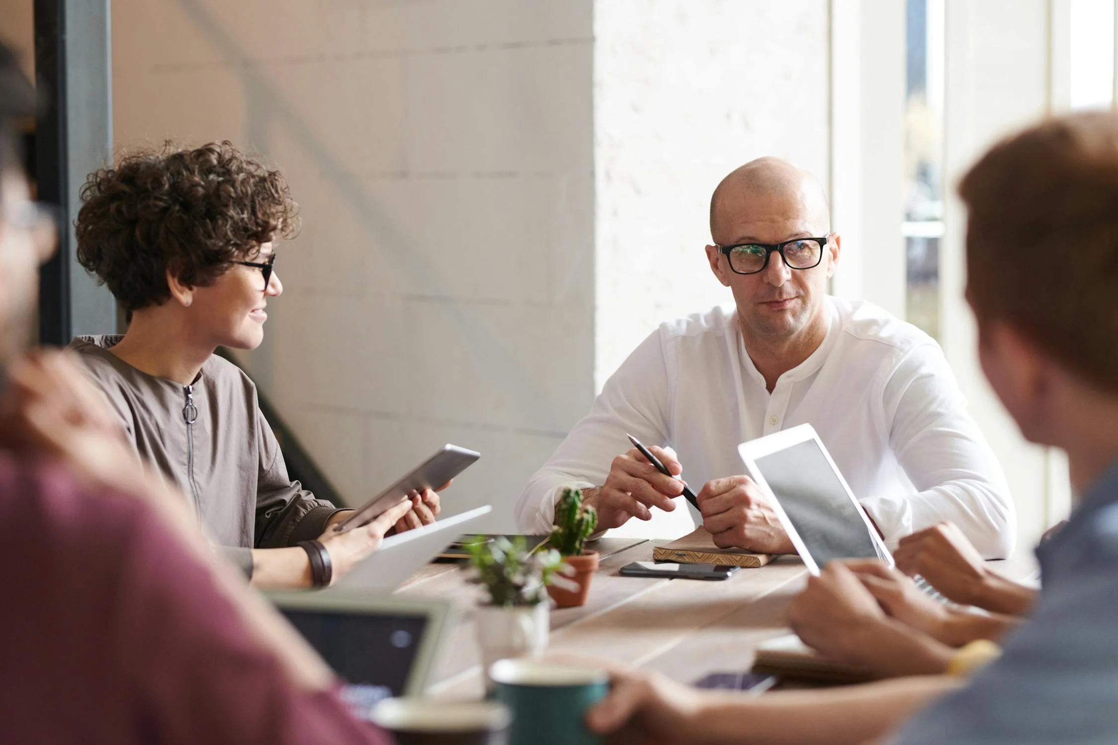 Consulting session in a modern office